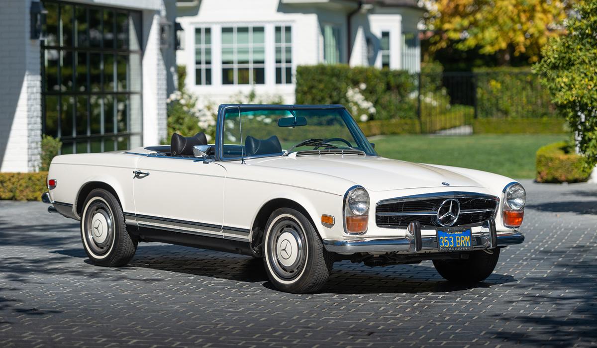 1970 Mercedes-Benz 280 SL 'Pagoda' offered at RM Sotheby's Arizona Live Auction 2022