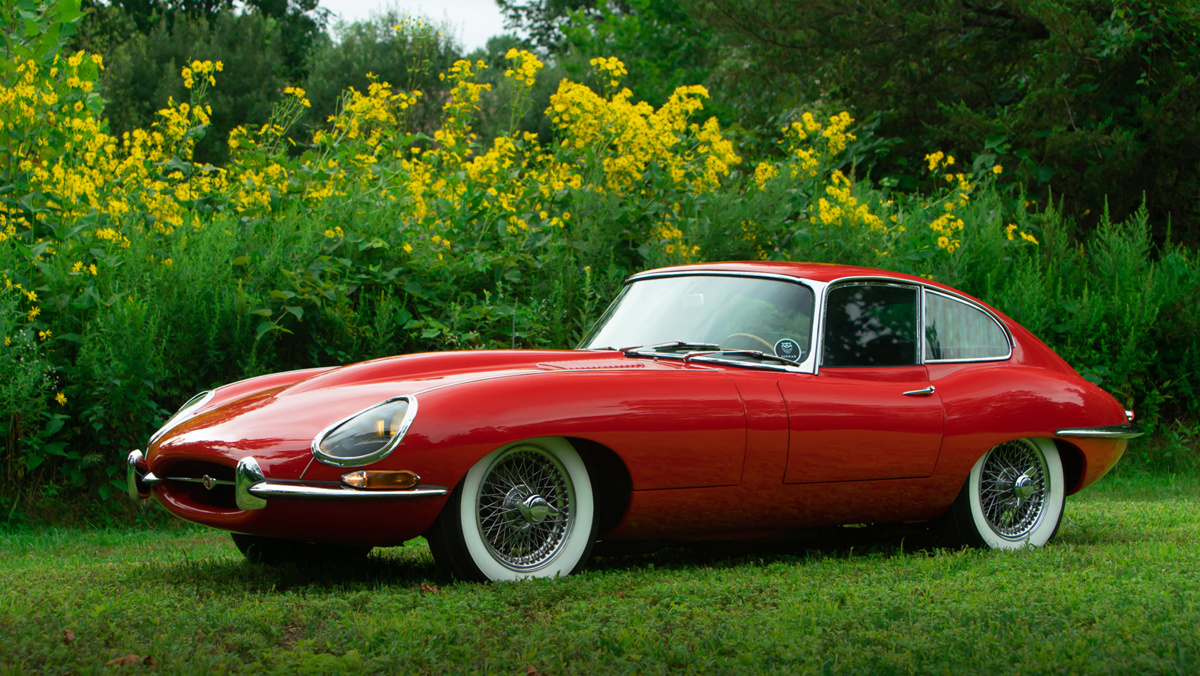 1963 Jaguar E-Type Series 1 3.8-Litre Fixed Head Coupe offered at RM Sotheby's Hershey Live Auction 2021