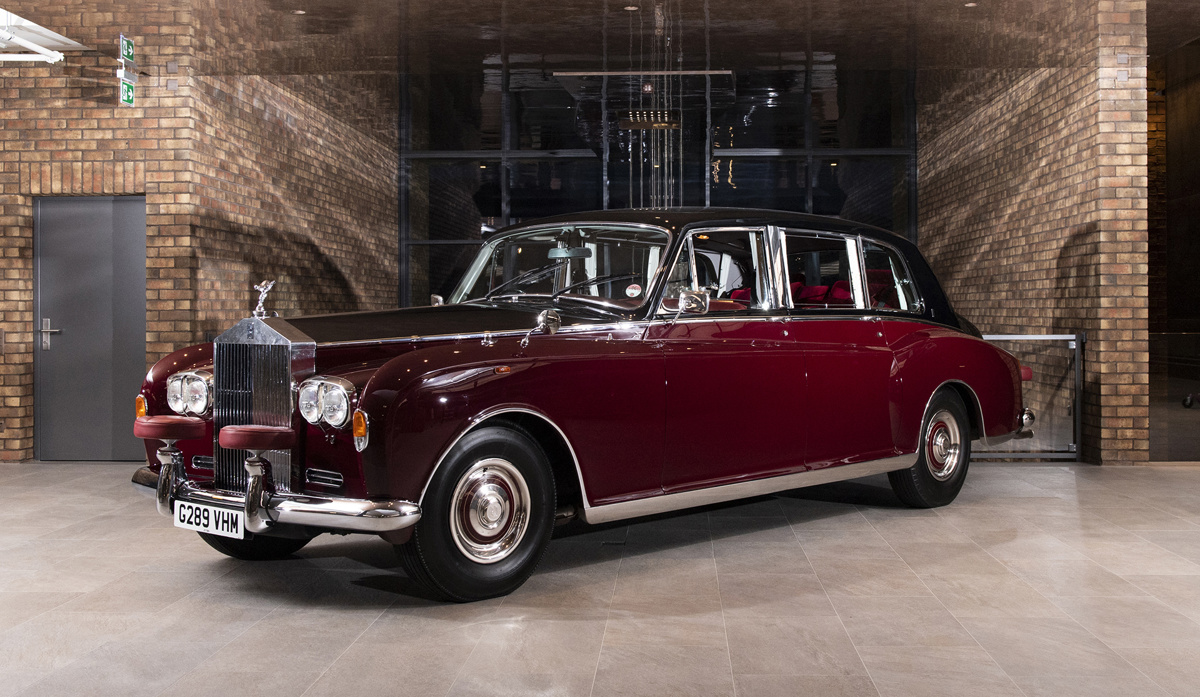 1990 Rolls-Royce Phantom VI Special Limousine by Mulliner Park Ward offered at RM Sotheby's A Passion For Elegance