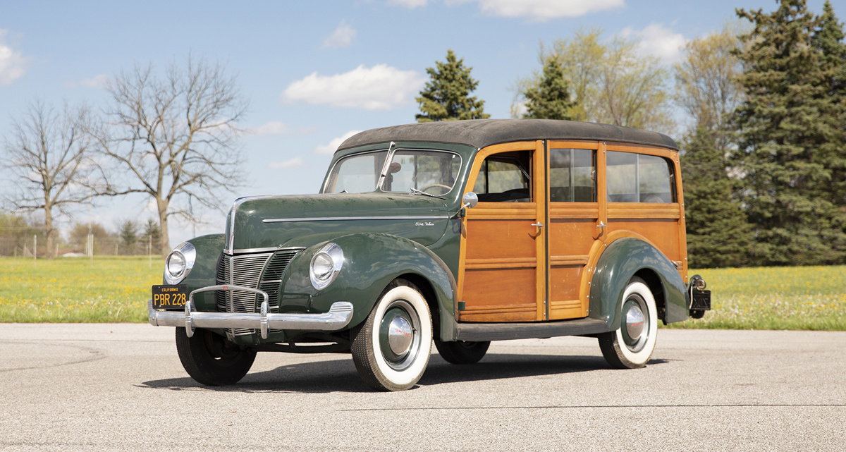 1940 Ford DeLuxe Station Wagon offered at RM Auctions Auburn Fall Live Auction 2021