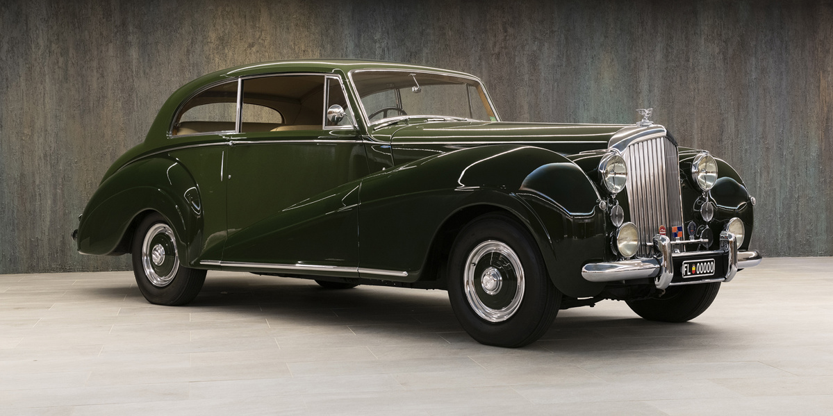 1952 Bentley Mark VI Saloon Coupé by James Young available at RM Sotheby's A Passion For Elegance Live Auction 2021