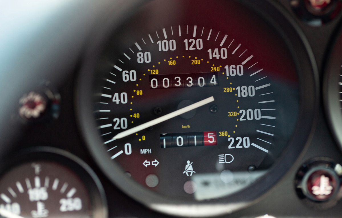 Odometer of the 1992 Ferrari F40 available at RM Sotheby's Amelia Island Live Auction 2021