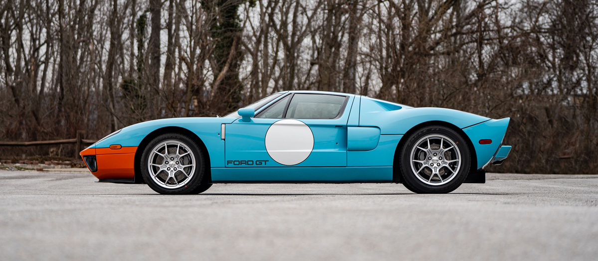 Side of 2006 Ford GT Heritage available at RM Sotheby's Amelia Island Live Auction 2021