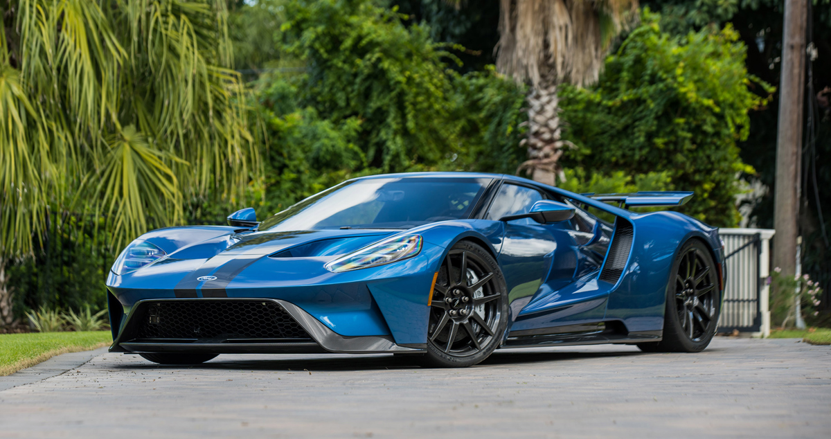 Liquid Blue Tri-Coat with carbon fiber stripes 2019 Ford GT Lightweight available at RM Sotheby’s Arizona Live Auction 2021