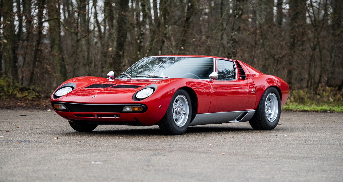 Rosso Corsa 1971 Lamborghini Miura P400 SV by Bertone available at RM Sotheby's Paris Auction 2021