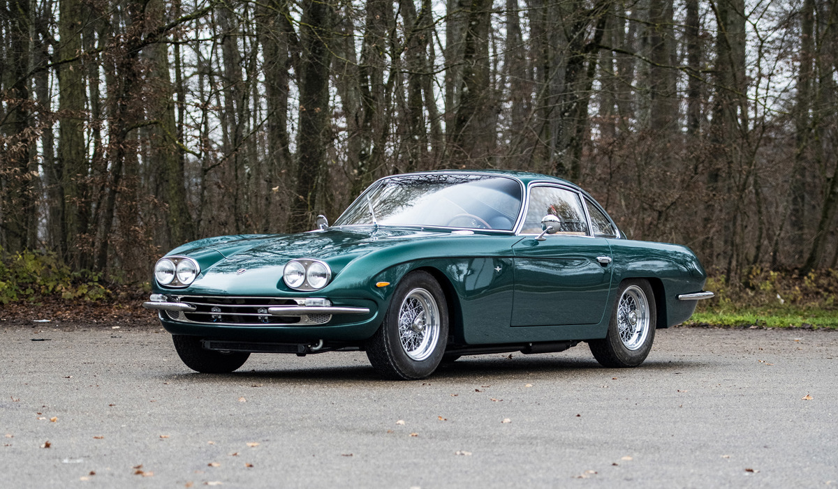 1967 Lamborghini 400 GT 2+2 by Touring available at RM Sotheby's Paris Auction 2021