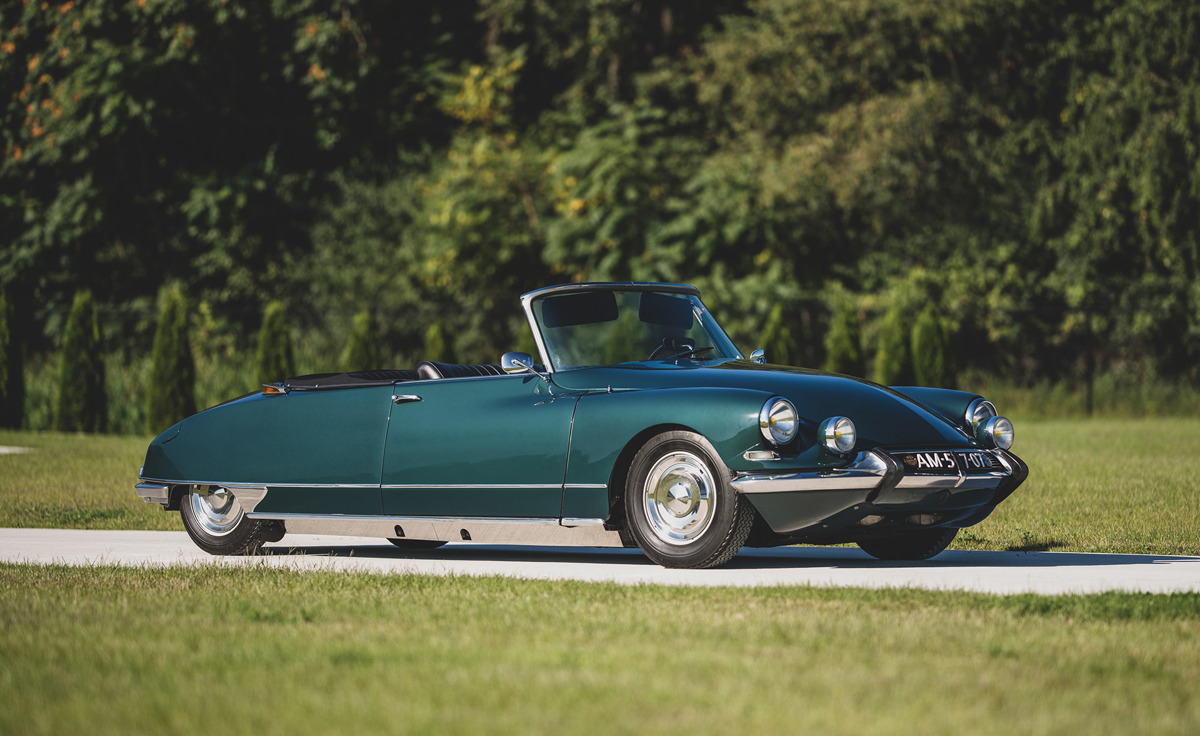 1966 Citroën DS 21 Décapotable by Chapron offered at RM Sotheby's The Elkhart Collection live auction 2020