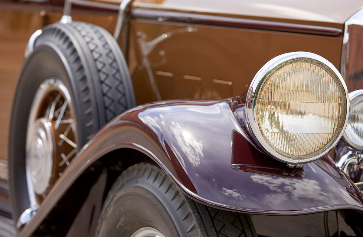 Headlight of 1931 Pierce-Arrow Model 41 Convertible Victoria by LeBaron offered by RM Sotheby's Private Sales Division