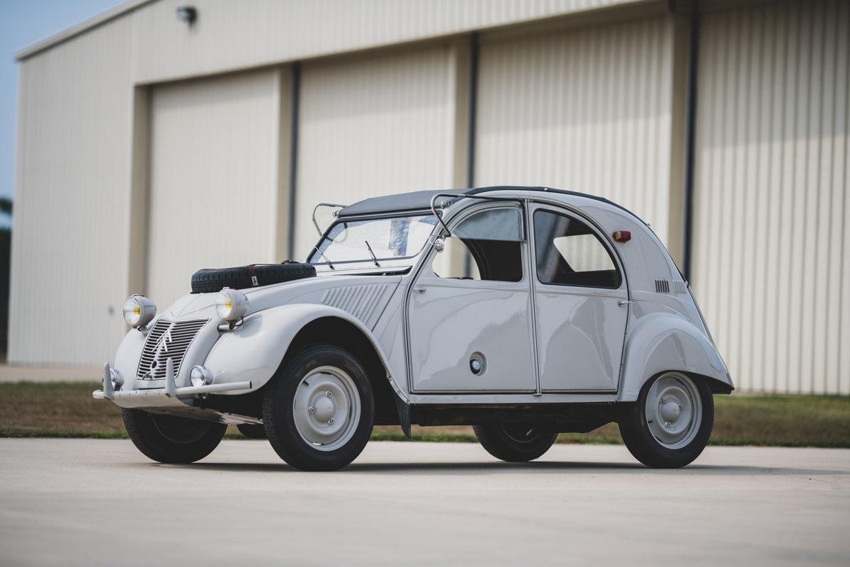 1965 Citroën 2CV Sahara offered at RM Sotheby's The Elkhart Collection live auction 2020