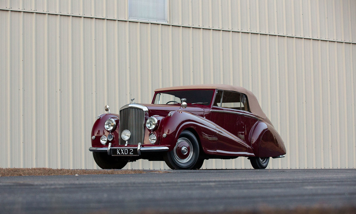 1952 Bentley Mark VI Drophead Coupe by Park Ward available at RM Sotheby’s Arizona Live Auction 2021