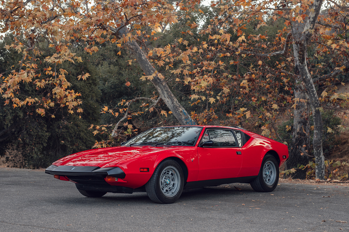 Red 1971 DeTomaso Pantera available at RM Sotheby’s Arizona Live Auction 2021