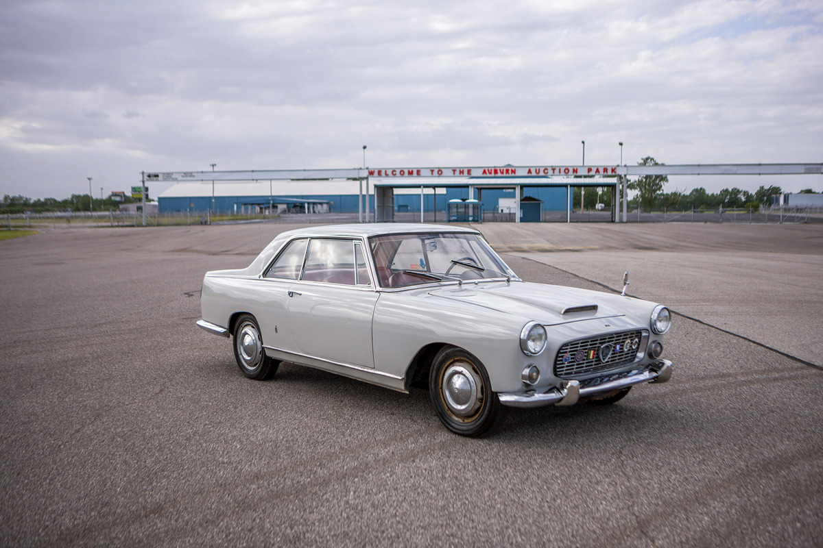 1964 Lancia Flaminia 2.8 Coupe by Pininfarina offered at RM Auctions Auburn Fall live auction 2020