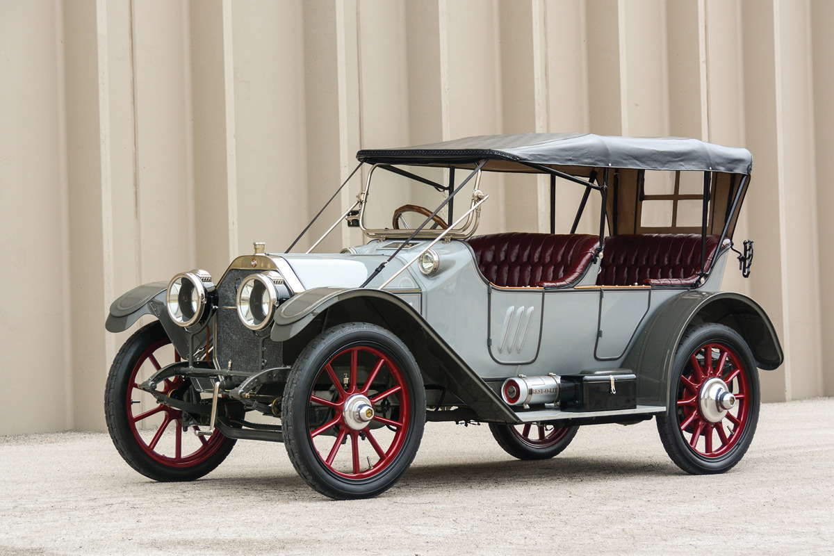 1912 Oldsmobile Defender Touring offered at RM Sotheby's Amelia Island live auction 2020