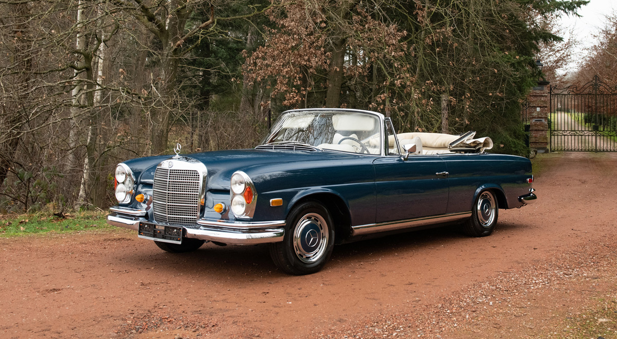 1969 Mercedes-Benz 280 SE Cabriolet offered at RM Sotheby’s Monaco live auction 2022