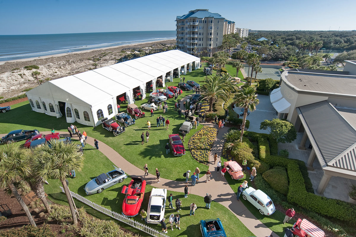 Overview of the Ritz-Carlton’s grounds and RM’s auction preview site during the 2011 Amelia Island Concours d’Elegance