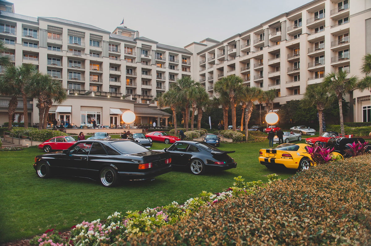 Ritz-Carlton’s oceanfront courtyard during RM Sotheby's Amelia Island Live auction preview