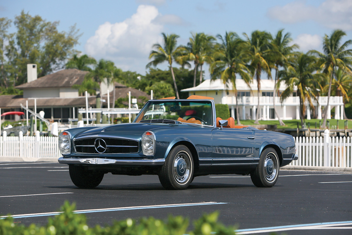 1971 Mercedes-Benz 280 SL 'Pagoda' offered at RM Sotheby’s Monterey live auction 2019