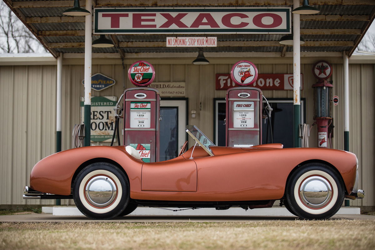 1953 Glasspar G2 offered at RM Sotheby’s Amelia Island live auction 2019