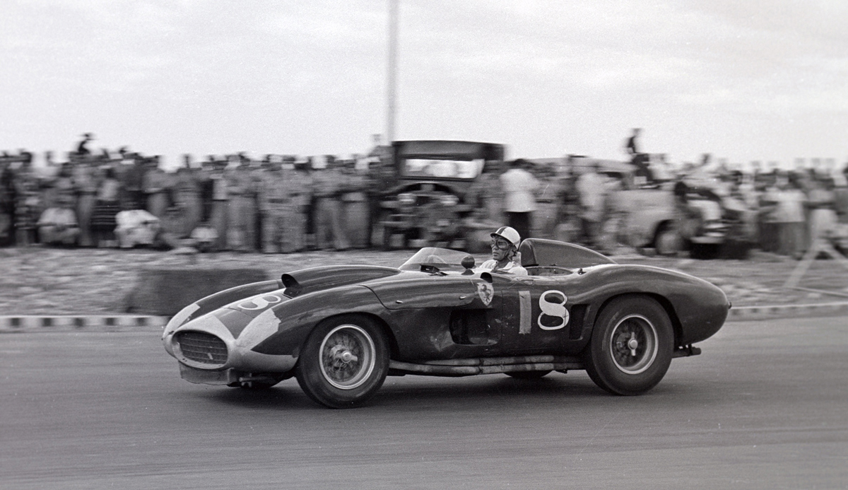 Carroll Shelby behind the wheel of the 1955 Ferrari 410 Sport Spider by Scagliettiat the Gran Premio de Cuba