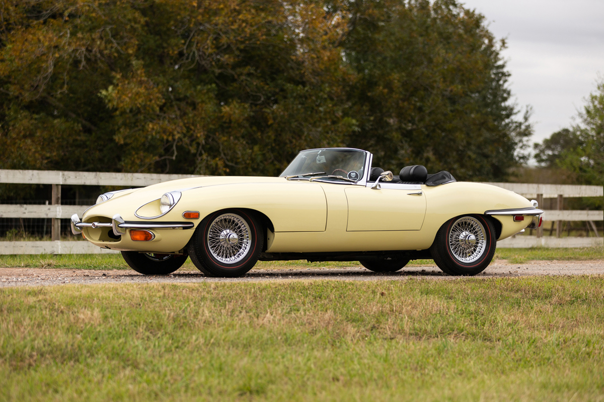 1970 Jaguar E-Type Series 2 4.2-Litre Roadster offered in RM Sotheby’s Arizona live auction 2020