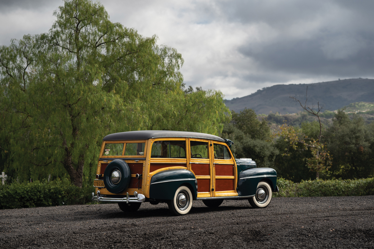 1947 Ford Super DeLuxe Station Wagon offered in RM Sotheby’s Arizona live auction 2020